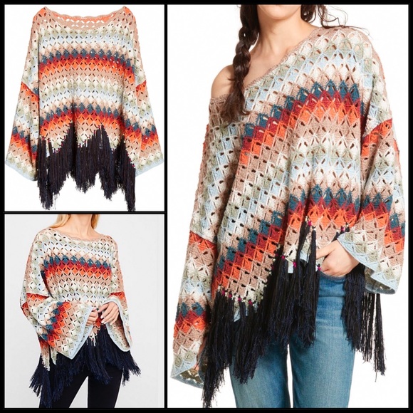 Free People Fringe Hem Crochet Wide Sleeve Poncho - Picture 3 of 9